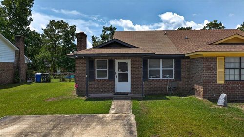7725 Suzanne Dr, North Charleston, SC, 29418-3111 | Card Image