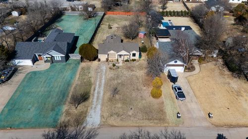 2825 Somerset Pl, Oklahoma City, OK, 73116-4010 | Card Image