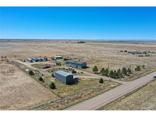 49800 E 112th Ave, Bennett, CO, 80102-9519 | Card Image