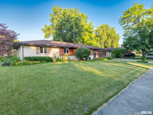 5004 N Dawn Dr, Peoria, IL, 61614-4632 | Card Image