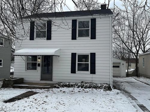 1570 Oakwood Ave, Akron, OH, 44301-2732 | Card Image