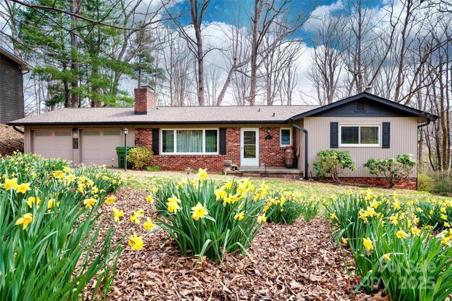 23 Zephyr Dr, House other with 4 bedrooms, 2 bathrooms and null parking in Asheville NC | Image 45