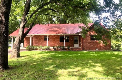 101 Park Dr, Madill, OK, 73446-3637 | Card Image