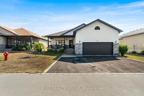 18 Gilbert Cres, Wellington, ON, K0K3L0 | Card Image