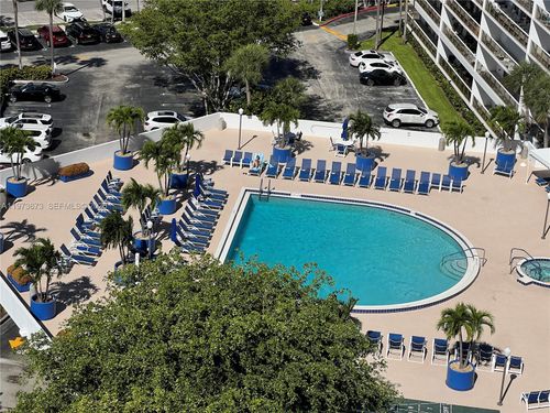 apt-1424-3731 N Country Club Dr, Aventura, FL, 33180-1743 | Card Image