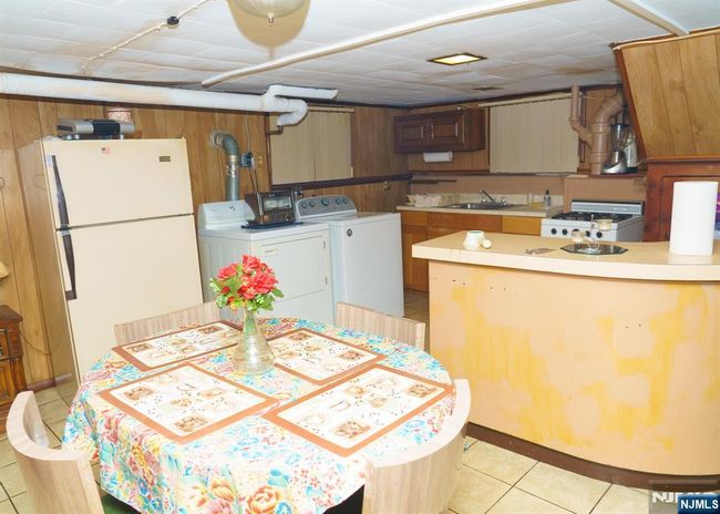 5 Grove St, House other with 3 bedrooms, 2 bathrooms and null parking in Bloomfield NJ | Image 19