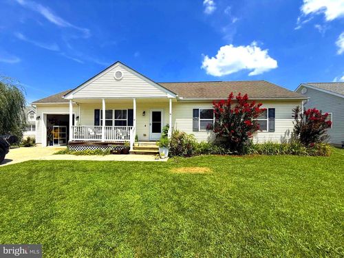 11 Robinson Cir, Seaford, DE, 19973-1533 | Card Image