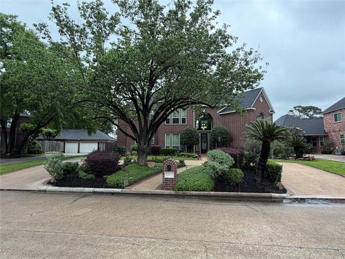 14122 Champion Village Drive, Houston, TX, 77069 | Card Image