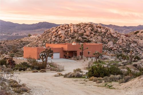 5802 Olema Rd, Yucca Valley, CA, 92284-4970 | Card Image