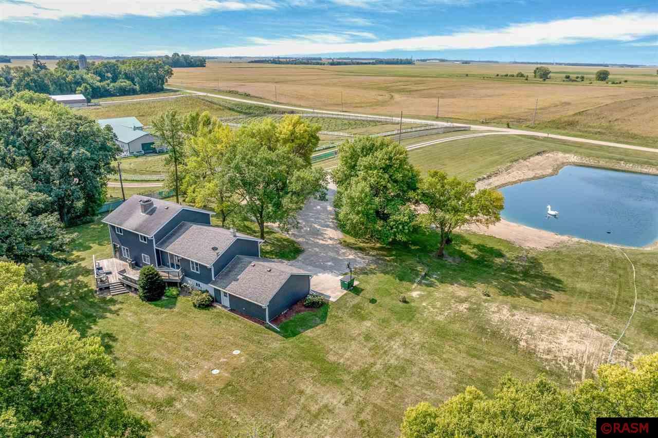 377th Ave, Blue Earth, MN 56013