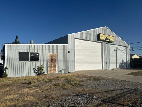 3230 Moore Rd, Ceres, CA, 95307-9486 | Card Image