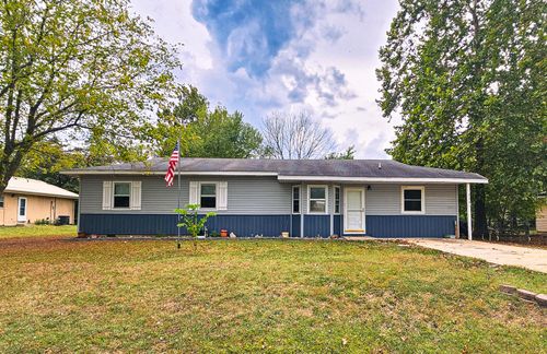 252 Elizabeth St, Marshfield, MO, 65706-2060 | Card Image