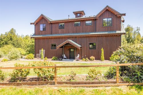 273 Pearce Rd, Port Angeles, WA, 98362-8680 | Card Image