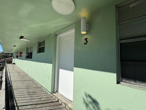 apt-3-201 Nw 77th St, Miami, FL, 33150-2972 | Card Image