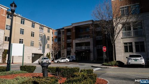 7400 River Rd, North Bergen, NJ, 07047-7221 | Card Image