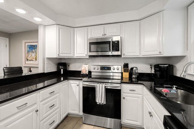 UNIT-19 - 15 Culver St, Condo with 2 bedrooms, 2 bathrooms and null parking in Plaistow NH | Image 9