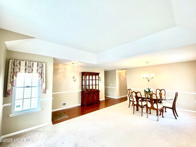 SPACIOUS LR/DR WITH TREY CEILINGS | Image 9