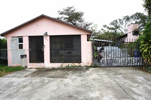 1667 Nw 67th St, Miami, FL, 33147-7127 | Card Image