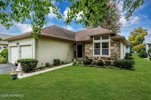 13 Sedgwick Sq, Jackson, NJ, 08527-3916 | Card Image