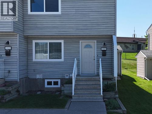 2221 3rd St N, Cranbrook, BC, V1C5G7 | Card Image