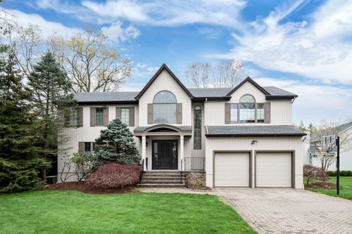 55 Auryansen Ct, Closter, NJ, 07624 | Card Image