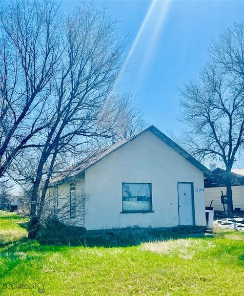 0 New York St, Chinook, MT, 59523 | Card Image