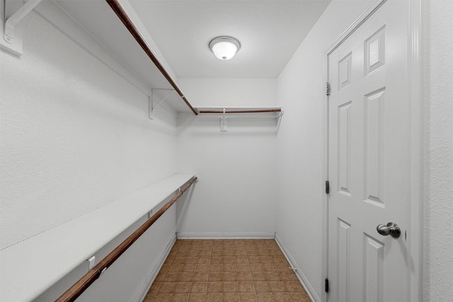 708 Sapphire Blvd, House other with 4 bedrooms, 2 bathrooms and null parking in Hewitt TX | Image 28