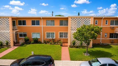 8b-3550 Sw 9th Ter, Miami, FL, 33135-4342 | Card Image