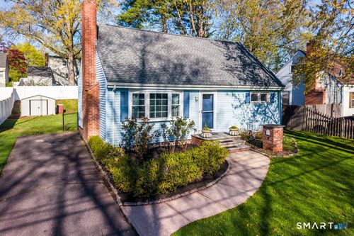 37 Lewis Ln, West Hartford, CT, 06110-2506 | Card Image