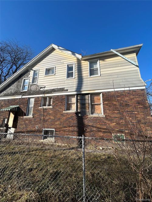 5500 Lakeview St, Detroit, MI, 48213-3722 | Card Image