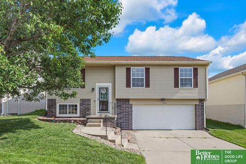 17817 Olive St, Omaha, NE, 68136-2089 | Card Image