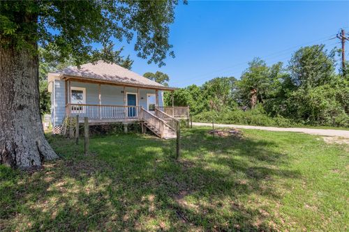 3210 Elks Dr, Huntsville, TX, 77340-6411 | Card Image