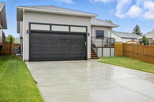 335 Sheep River Pl, Okotoks, AB, T1S1N7 | Card Image