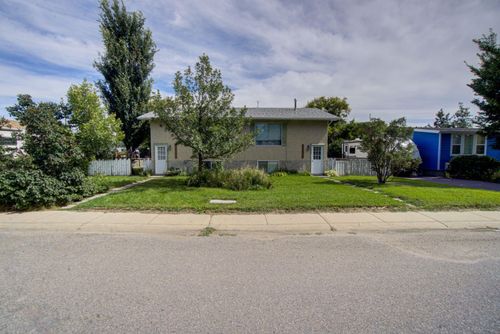 5205 50 Street, Stavely, AB, T0L1Z0 | Card Image