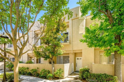 25703 Holiday Cir, Stevenson Ranch, CA, 91381-1268 | Card Image