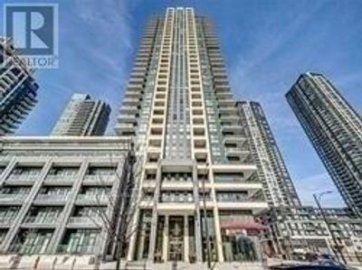 1612 - 4055 Parkside Village Dr, Condo with 3 bedrooms, 2 bathrooms and 1 parking in Mississauga ON | Image 1