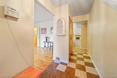 Entry Foyer | Image 3