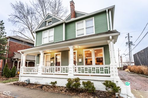613 New York St, Indianapolis, IN, 46202-3706 | Card Image