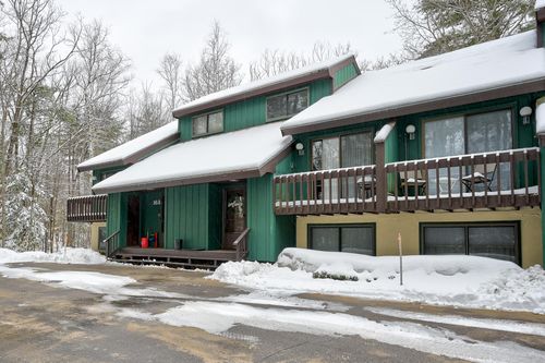 16a-123 Stonehurst Manor Rd, North Conway, NH, 03860 | Card Image