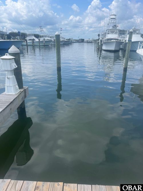 97 Yacht Club Ct, Manteo, NC, 27954-9402 | Card Image