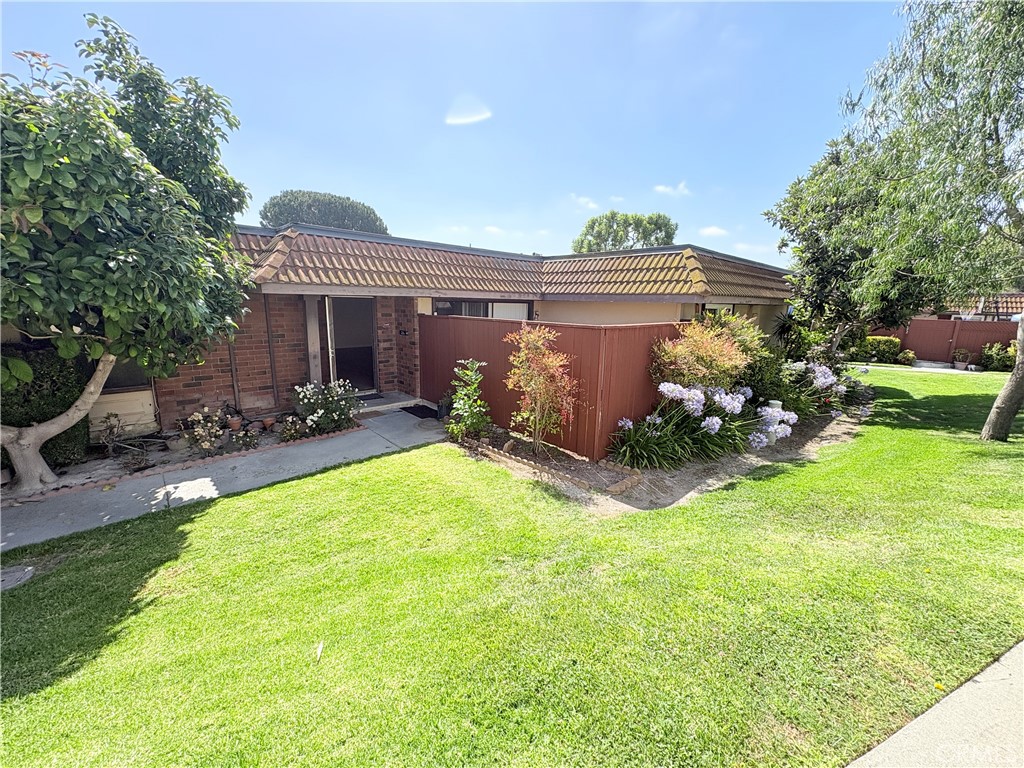 Residential Lease in Aliso Viejo 2