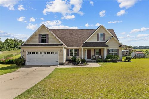 653 Hendrix Rd, Raeford, NC, 28376-7103 | Card Image