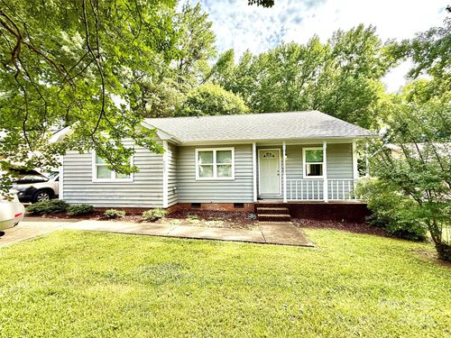6007 Crosswood Ct, Charlotte, NC, 28215-2167 | Card Image