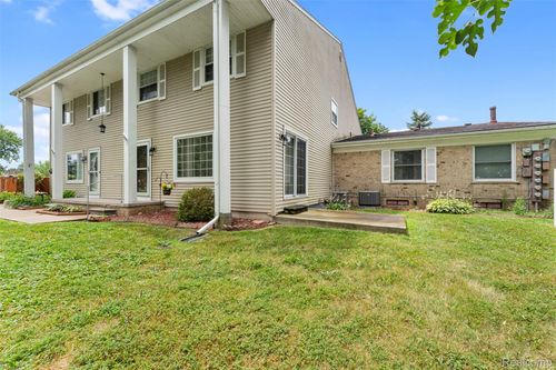 5-27093 Winchester Street, Brownstown Charter Township, MI, 48183 | Card Image