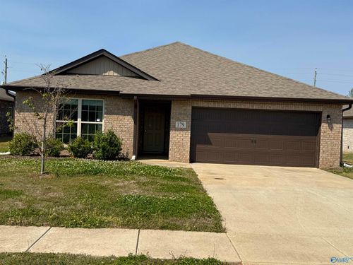 179 Cherry Laurel Dr, Hazel Green, AL, 35750-4201 | Card Image