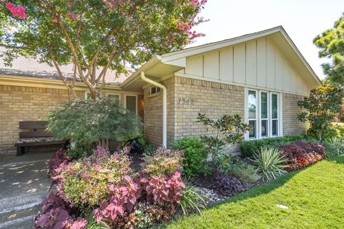 7342 Woodthrush Dr, Dallas, TX, 75230-4238 | Card Image