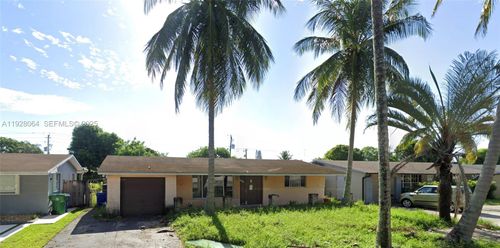 2655 Utopia Dr, Miramar, FL, 33023-4527 | Card Image