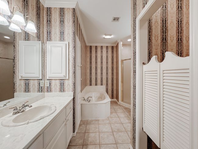 616 Mockingbird Pl, House other with 2 bedrooms, 3 bathrooms and null parking in Corsicana TX | Image 19