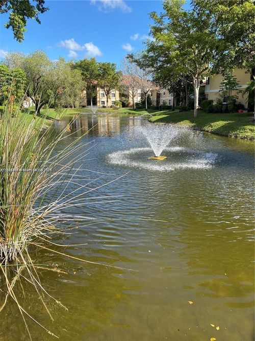 106a3-5841 Riverside Dr, Coral Springs, FL, 33067-2907 | Card Image