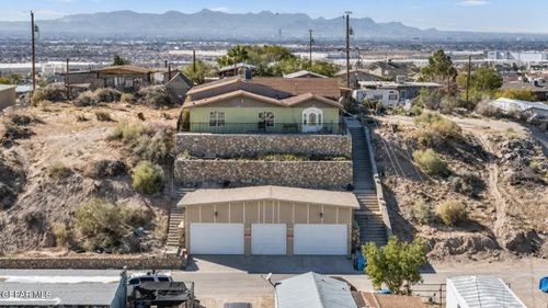 167 Loyola Ln, El Paso, TX, 79928-5544 | Card Image
